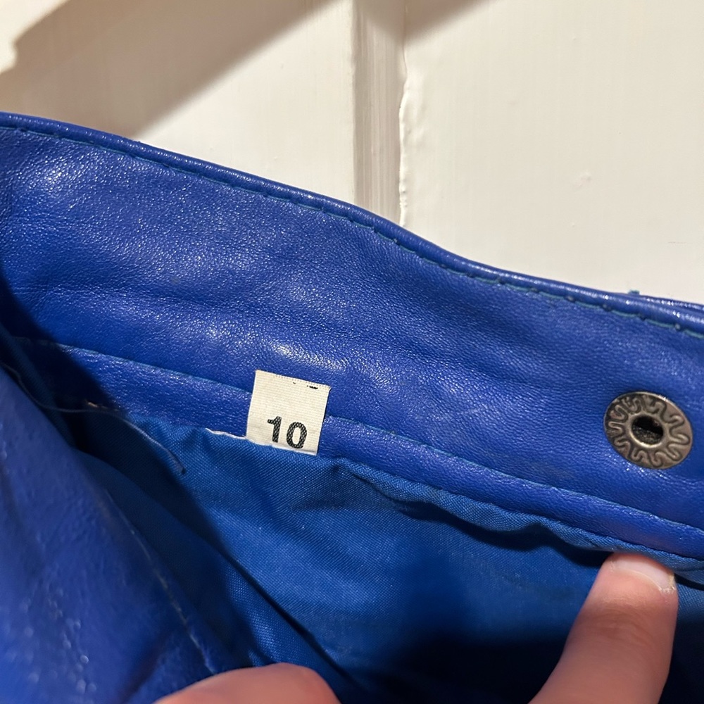 Vintage blue high waisted leather skirt - Picture 3 of 15
